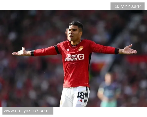 曼联某些球员好好学，卡塞米罗重回首发的隐秘是不诉苦、多练习！